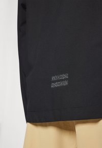 Thumbnail Image 6