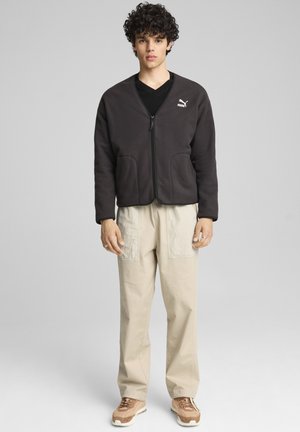 Puma Adīta jaka - black