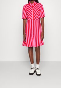 YAS Tall Abito a camicia - pink