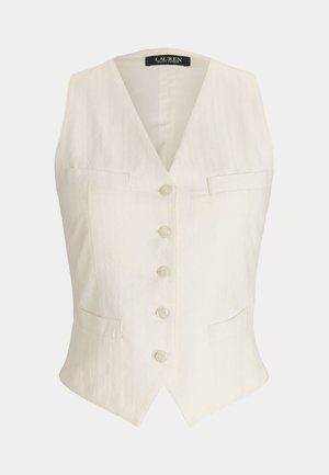 Gilet blanc en tissu tissé avec un col en V, cinq boutons de fermeture, deux poches avant, et une coupe ajustée. Présente une texture subtile et un tissu lisse.