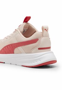 Puma EVOLVE - Sneaker low - island pink white