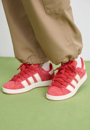 CAMPUS 00S W - Skatesko - mauve/crew red/cream white