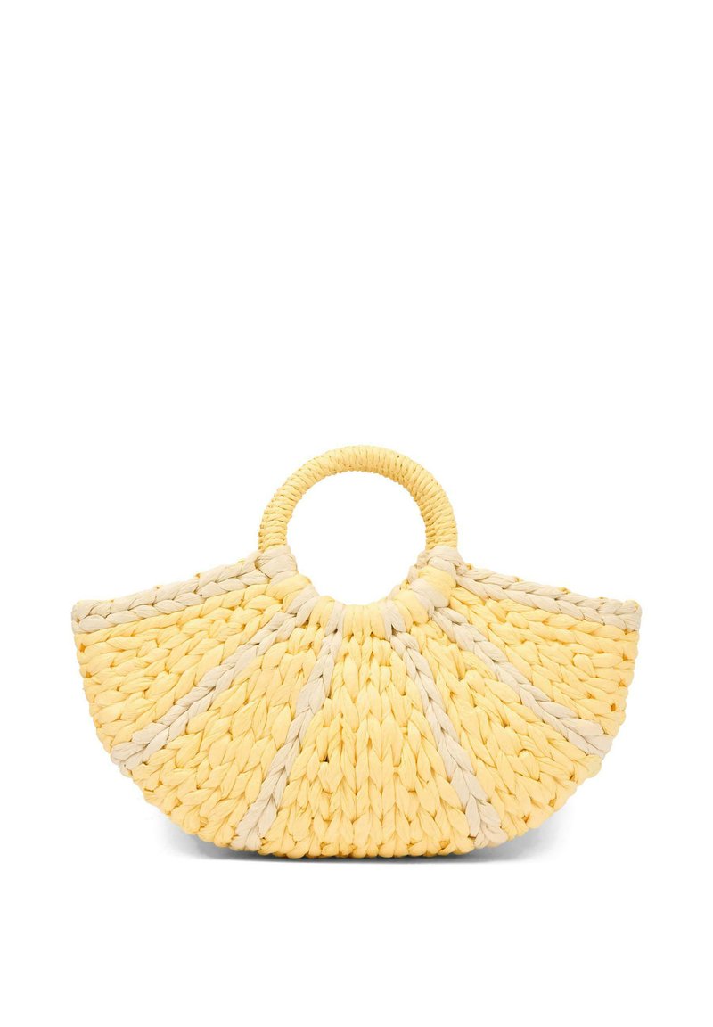 Sac à main tissé jaune avec une poignée circulaire, présentant une forme d'éventail, une texture tressée et des accents jaune pâle contrastants.