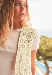 Next SLEEVELESS CROPPED - REGULAR FIT - Vest - ecru