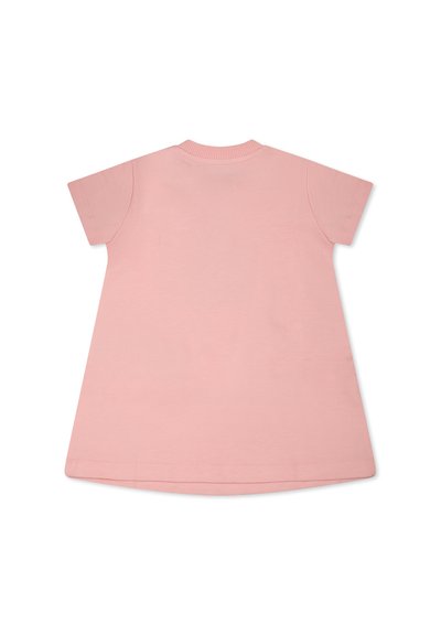 Abito di cotone rosa, a maniche corte, con scollo rotondo. Forma a trapezio con una texture liscia e senza motivi o dettagli visibili.