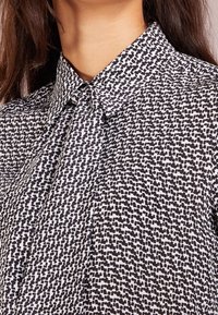 WEEKEND MaxMara Koszula