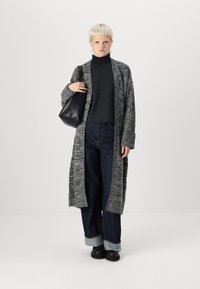 Vero Moda VMPHILLIS LONG OPEN - Cardigan - black/birch