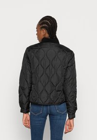Vero Moda VMNELLA  - Casaco de inverno - black