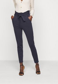 Vero Moda Tall VMEVA PAPERBAG - Calças - night sky