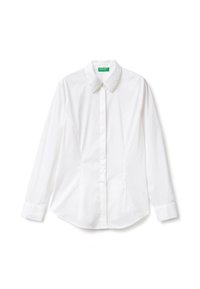 Camicia bianca a maniche lunghe realizzata in tessuto liscio, con colletto classico, chiusura a bottoni e vestibilità sartoriale. Design semplice senza pattern.