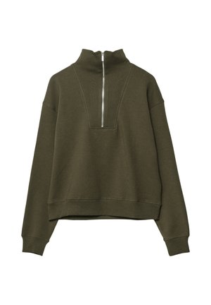 Olijfgroene cropped sweatshirt met een hoge kraag en een half-rits voorkant. Heeft ribbelaccenten en licht oversized mouwen. Zachte textuur.