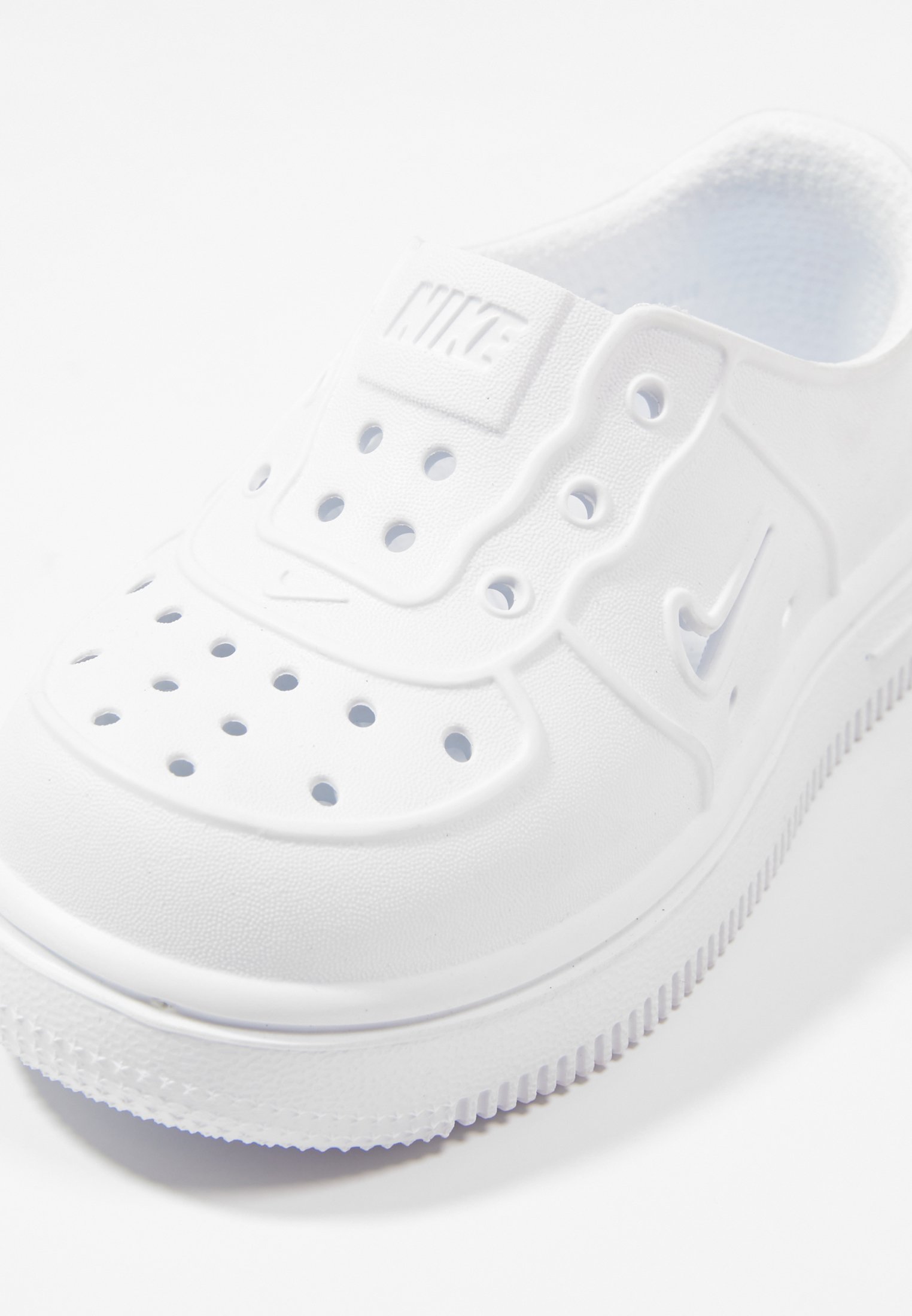 nike foam force 1 junior