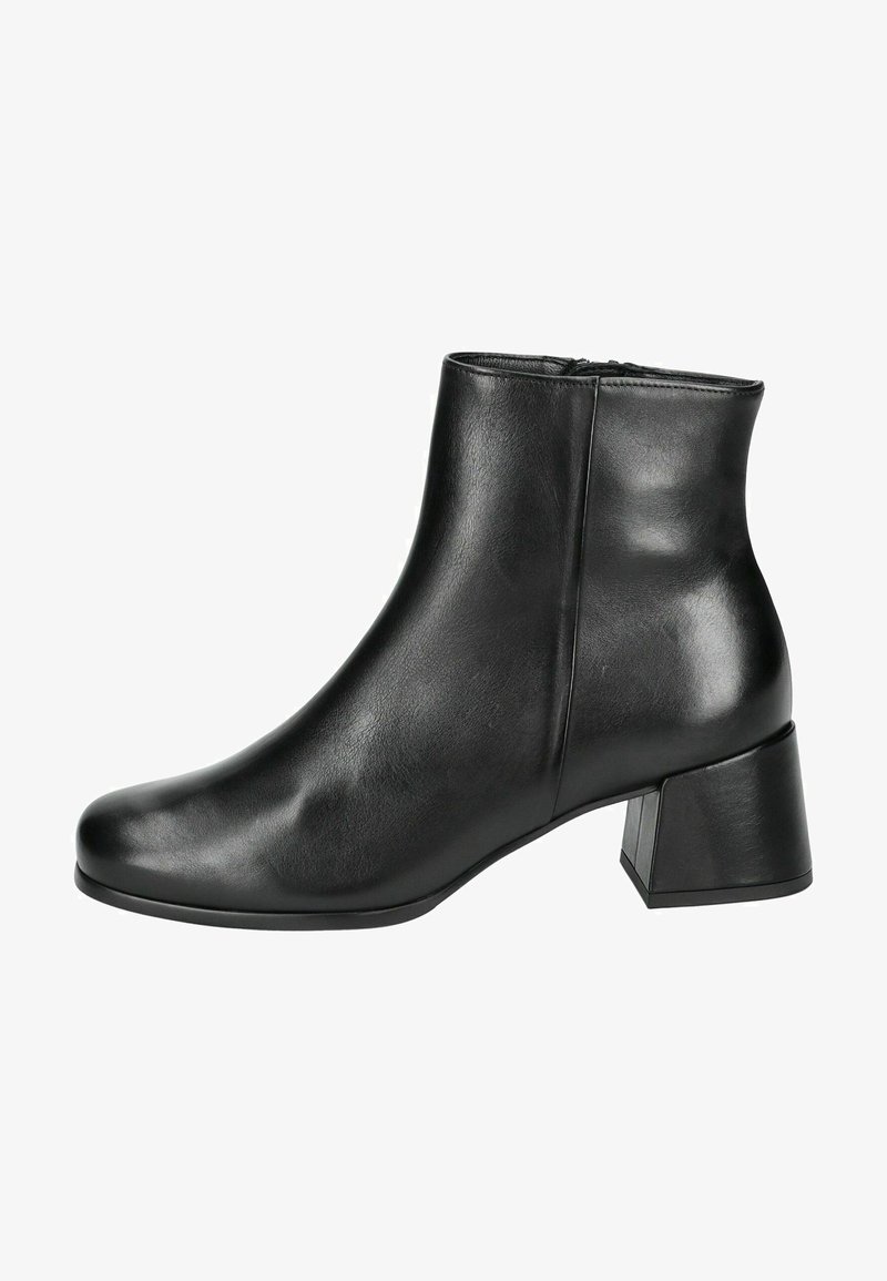 Botín negro de cuero hasta el tobillo con una punta ligeramente redondeada, un tacón cuadrado de altura media y una textura suave y brillante. Cierre de cremallera en el lateral.