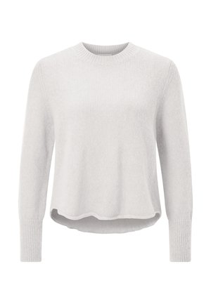 Pulover tricotat gri deschis, cu mâneci lungi, manșete cu rebru, decolteu rotund și tiv ușor evazat. Textură moale.