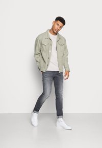 Pepe Jeans ABNER - T-shirt básica - pearl grey