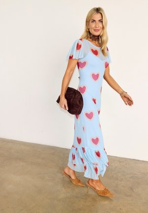 BABY BLUE HEART KATIE MESH DRESS - Robe longue - blue