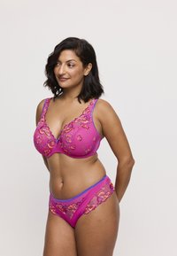 PrimaDonna DEVDAHA LUXURY - String - very berry