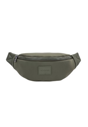 Oliwkowa nerka z jednym górnym zamkiem błyskawicznym i prostokątną naszywką z napisem „BOGNER” z przodu.