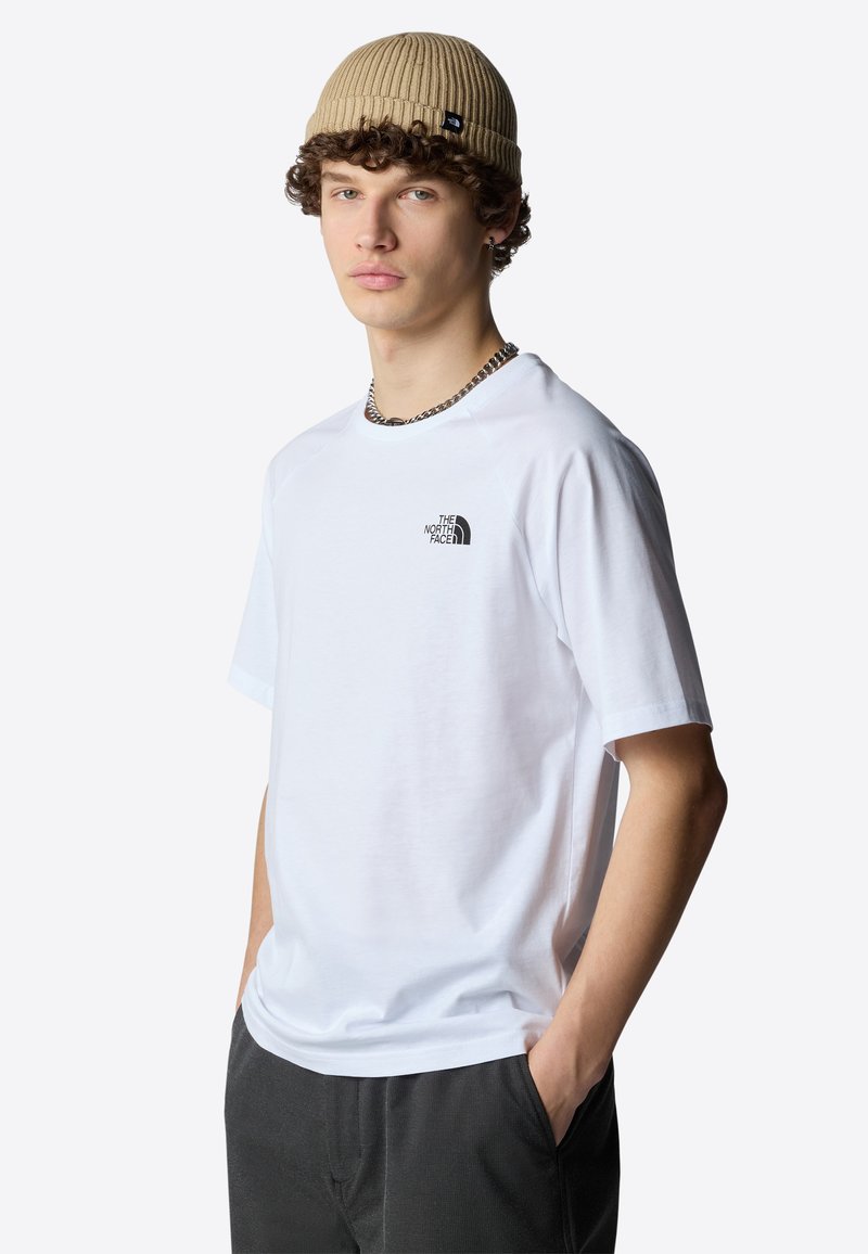 The North Face M SS NORTH FACES TEE - Triko s potiskem - tnf white