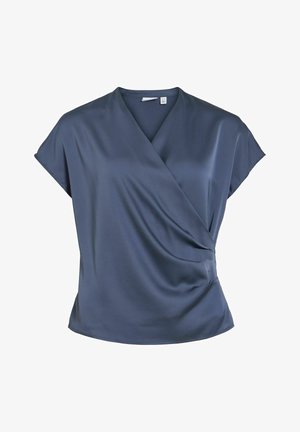 Granatowa bluzka kopertowa z krótkim rękawem, dekoltem w serek i subtelnym marszczeniem po bokach, wykonana z gładkiego, lekkiego materiału.