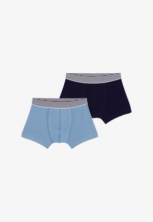 Deux paires de boxers : une bleu clair et une marine foncé. Les deux présentent des ceintures élastiques rayées et une texture en coton lisse.
