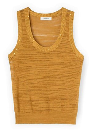 Top de punto sin mangas de color amarillo mostaza con escote redondo y detalles sutiles de lentejuelas en las tiras.