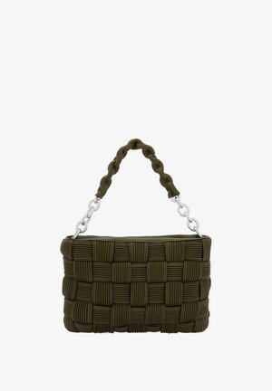 Olíva zöld szőtt kézitáska, texturált felülettel, vastag, csavart füllel és ezüst színű kiegészítőkkel. Téglalap alakú.