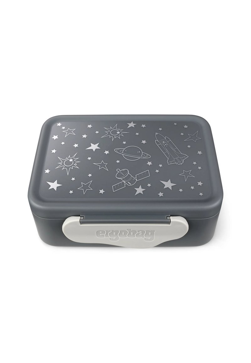 Graue Brotdose mit strukturierter Oberfläche, die silberne, weltraumthematische Designs wie Sterne, Planeten und Raketen aufweist. Weißer Verschluss mit Branding.