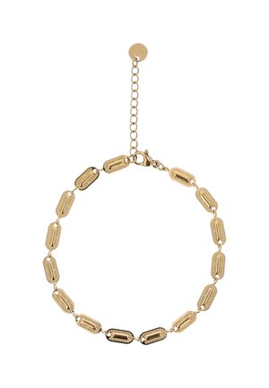 Bransoletka w odcieniu złota z połączonymi prostokątnymi, teksturowanymi płytkami oraz regulowanym zapięciem na łańcuszek.