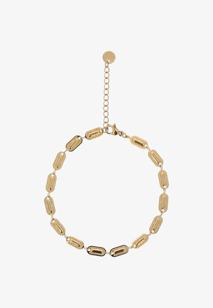 Armbånd i guldfarve med forbundne rektangulære, teksturerede plader og en justerbar kæde-lås.