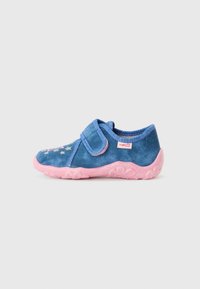 Blue textile shoe with a pink rubber sole. Features a Velcro strap and decorative stars on the front. Smooth finish with slight shimmer.