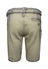 Khaki shorts med en glat tekstur, bæltestropper og en lomme på højre side. Har en knaplukning og diskrete stikninger.
