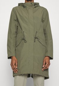 Didriksons Parka - olive