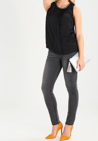 Anna Field Blus - black