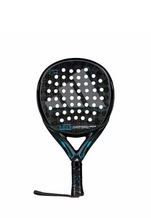 Raquette de padel noire avec une surface texturée, une forme arrondie et un motif à pois. Présente des accents bleus et une poignée noire avec une sangle pour le poignet.