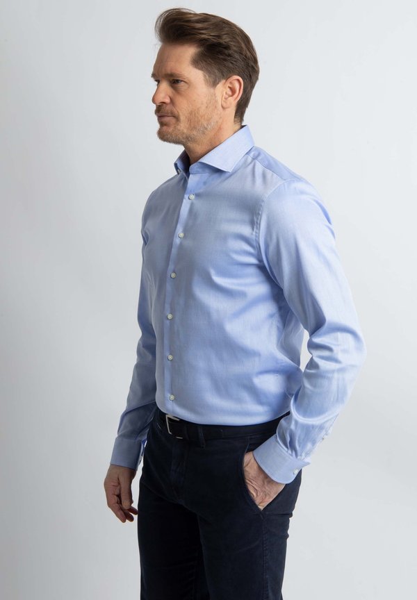 STEPPIN OUT DOBBY - Hemd - lichtblauw blauw