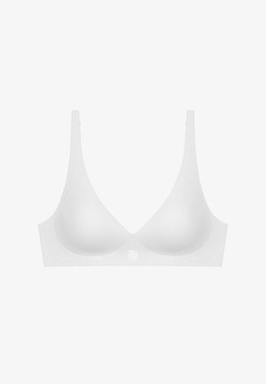 Reggiseno wireless bianco con texture liscia, design a scollo a V e spalline sottili. Presenta un logo discreto al centro sotto le coppe.