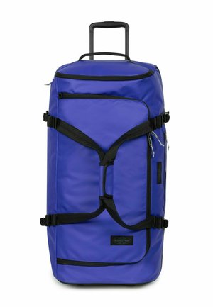 Rolle-Duffel-Tasche in leuchtendem Blau. Aus strapazierfähigem Stoff gefertigt, mit schwarzen Trägern, Griffen und Reißverschlüssen. Rechteckige Form mit verstärkten Akzenten.