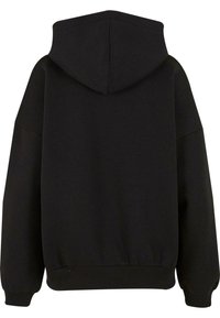Schwarzer Kapuzenpullover mit lockerer Passform, gerippten Bündchen und Saum sowie weicher Textur. Keine sichtbaren Marken oder Muster auf der Rückseite.