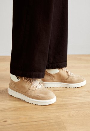HIGHLAND GTX - Zapatillas altas - sand