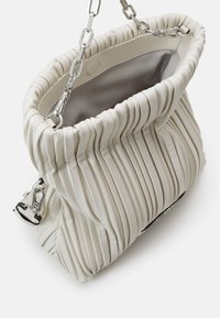 KARL LAGERFELD K/KUSHION FOLDED TOTE - Borsa a mano - off white