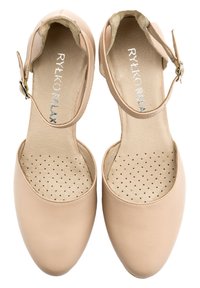 RYŁKO Sandały na koturnie