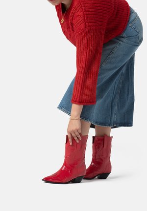 WINE - Cowboy/biker ankle boot - red