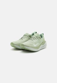 Nike Performance REACTX INFINITY  - Hardloopschoenen voor op de weg - khaki
