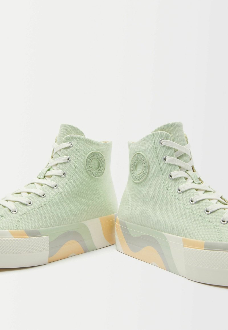 Damen Sneaker low | Bershka Sneaker high green/grün - PO82919 Damen Sneaker low | Bershka Sneaker high green/grün - PO82919