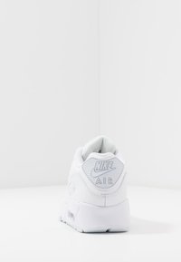 Nike Sportswear AIR MAX 90 UNISEX - Sneakers - white/metallic silver