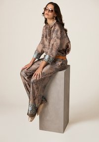 Oltre PALAZZO IN  FANTASIA - Pantalon classique - beige