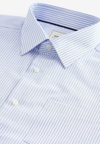 Next REGULAR FIT - Košeľa - white blue