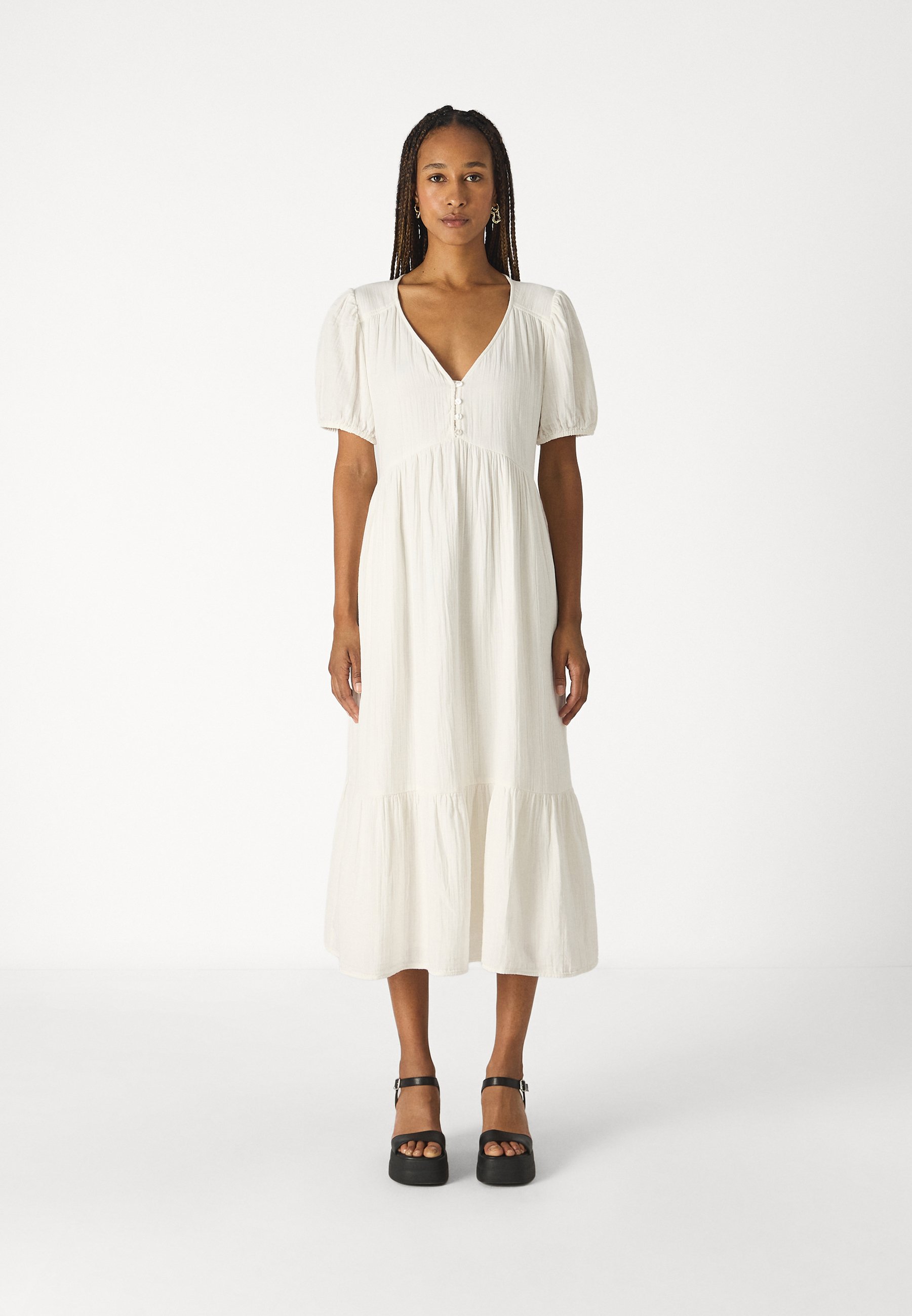 chinese dress ladies GAP Womens Tie-Front Woven Maxi Dress Optic White V4 XS at Amazon Women's  Clothing store