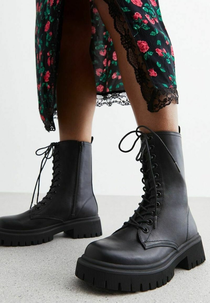 New Look Botki sznurowane